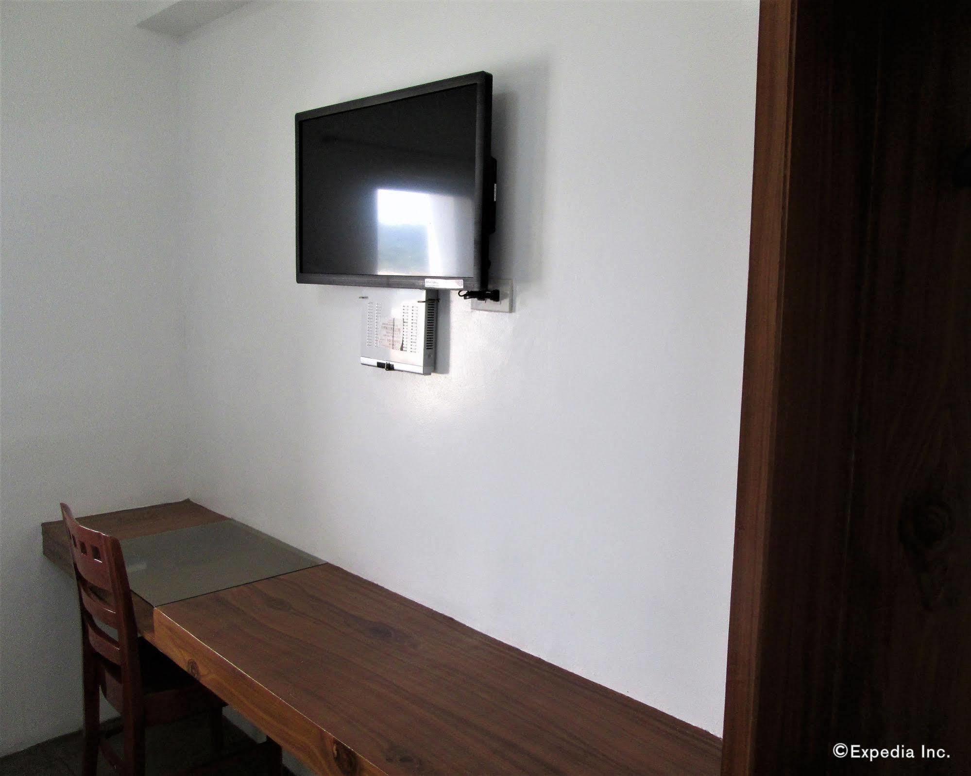 G-Galyx Inn Hotel Кагаян де Оро Екстериор снимка