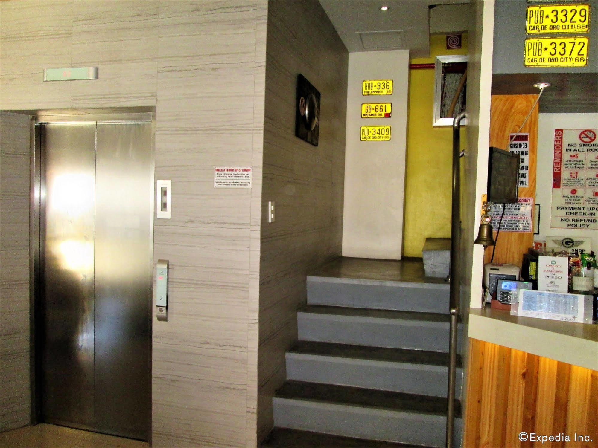 G-Galyx Inn Hotel Кагаян де Оро Екстериор снимка