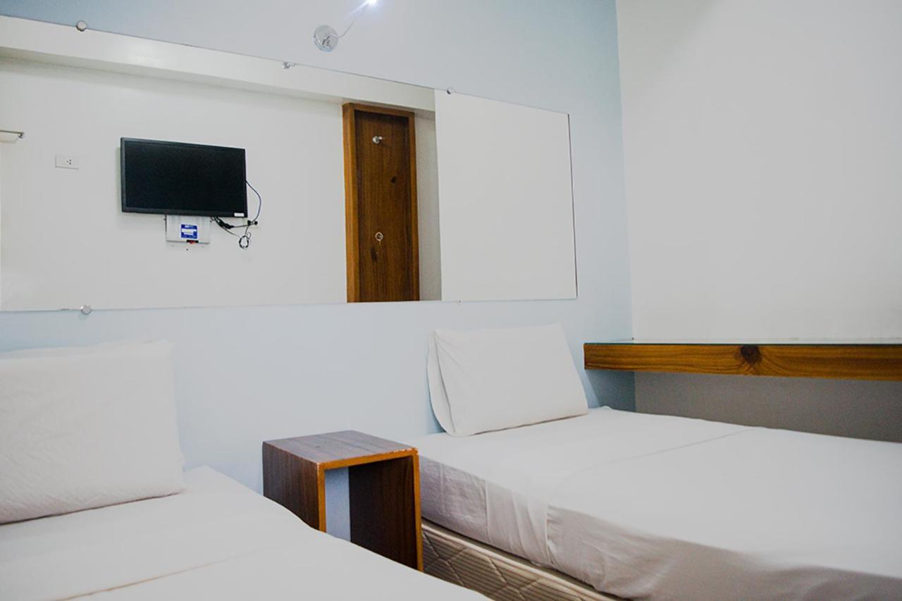 G-Galyx Inn Hotel Кагаян де Оро Стая снимка