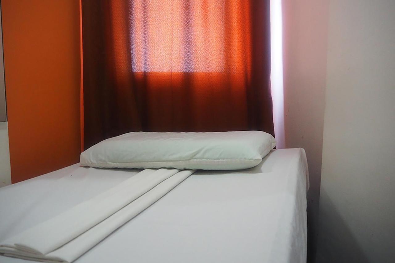 G-Galyx Inn Hotel Кагаян де Оро Стая снимка