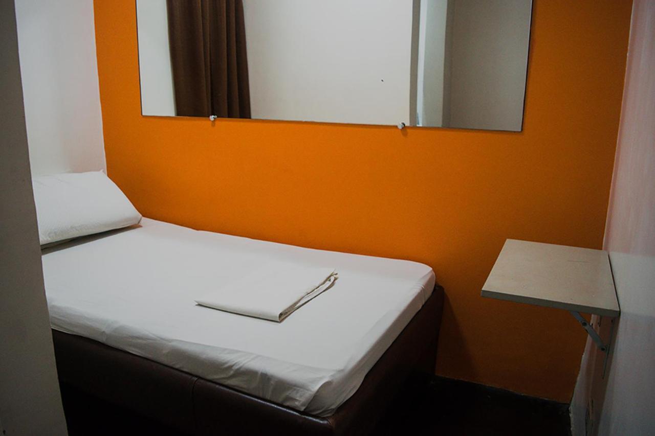G-Galyx Inn Hotel Кагаян де Оро Стая снимка